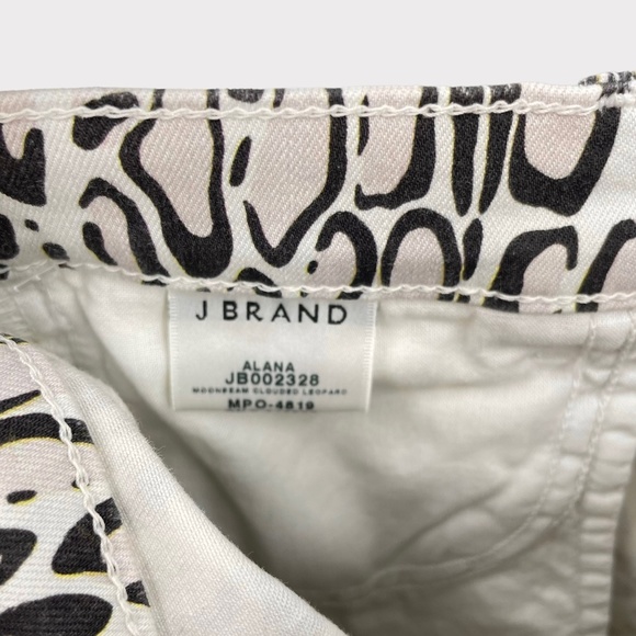 J Brand Alana High Rise Crop Skinny Jeans in Clouded Leopard - Picture 14 of 14